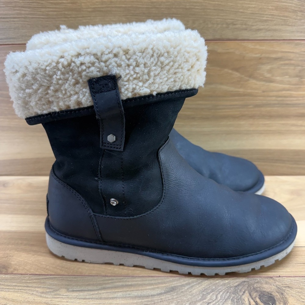UGG Malindi Convertible Cuff Sherpa Boots 8 Black Leather Wedge Gorpcore Cozy